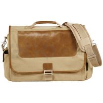 Cambridge Collection 17" laptop Messenger